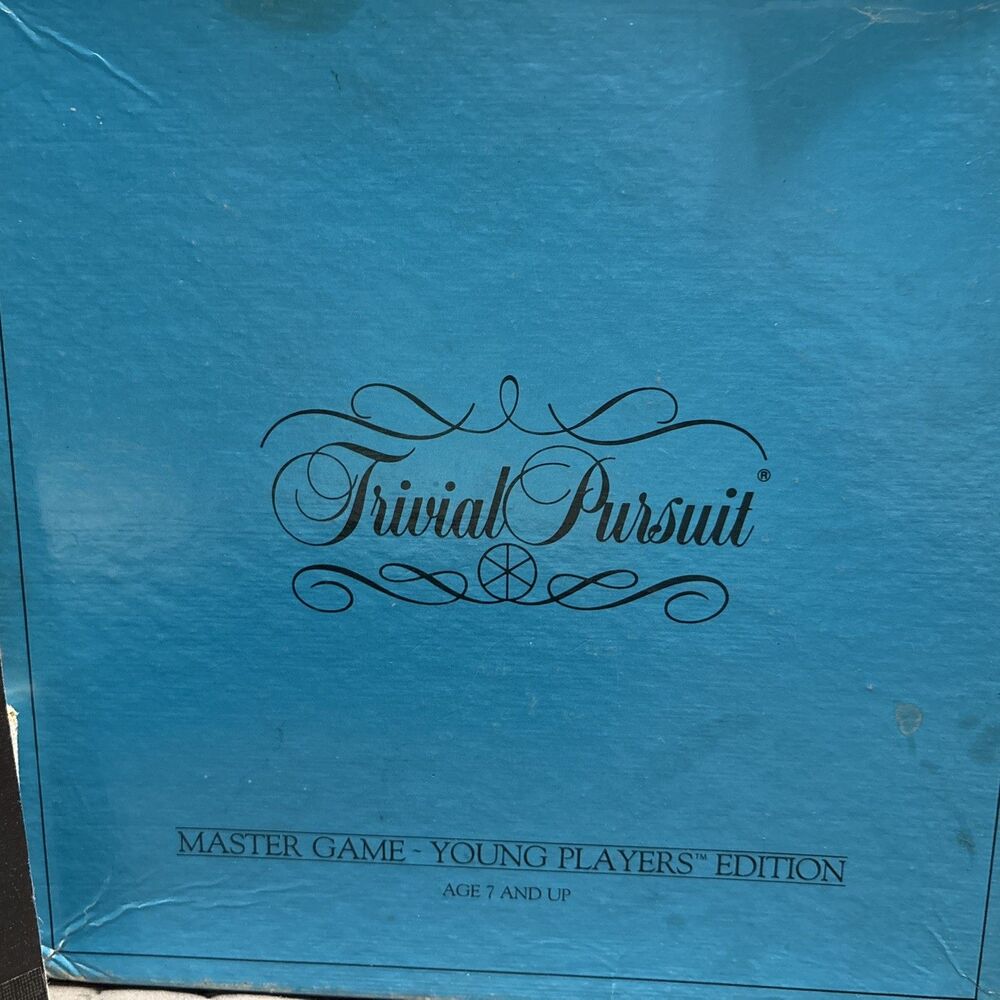 Horn Abbott Trivial Pursuit: Master Game - Young Players Edition Cards And Board